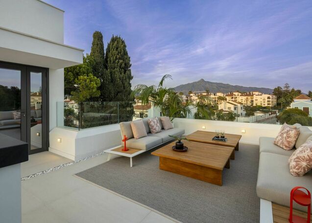 Villa for sale in Marbella